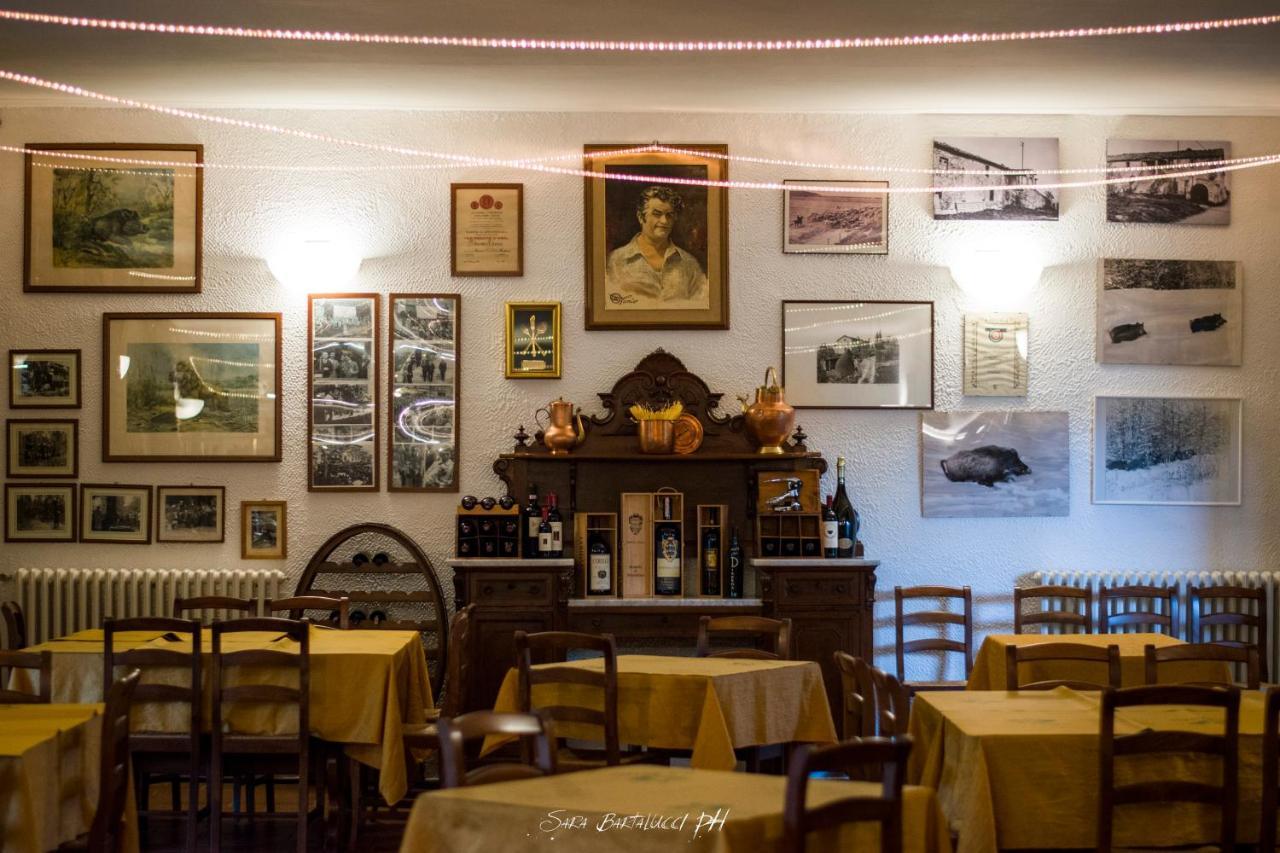 Albergo Ristorante Da Vestro Monticiano Exteriér fotografie