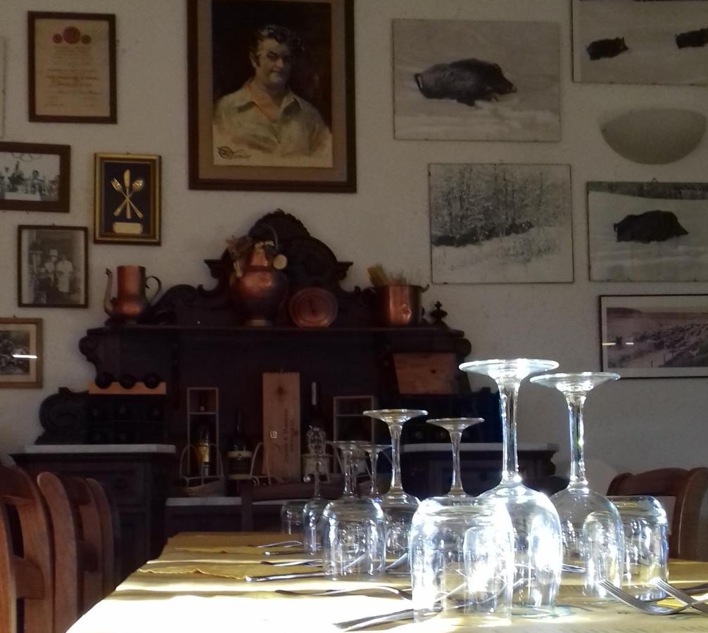 Albergo Ristorante Da Vestro Monticiano Exteriér fotografie