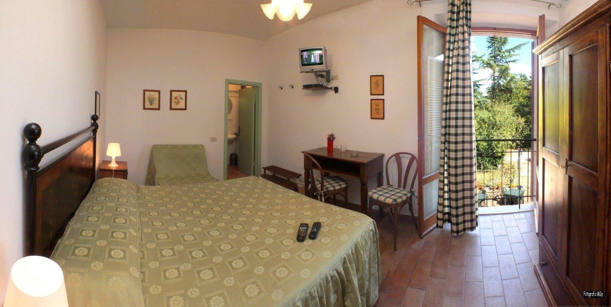 Albergo Ristorante Da Vestro Monticiano Exteriér fotografie